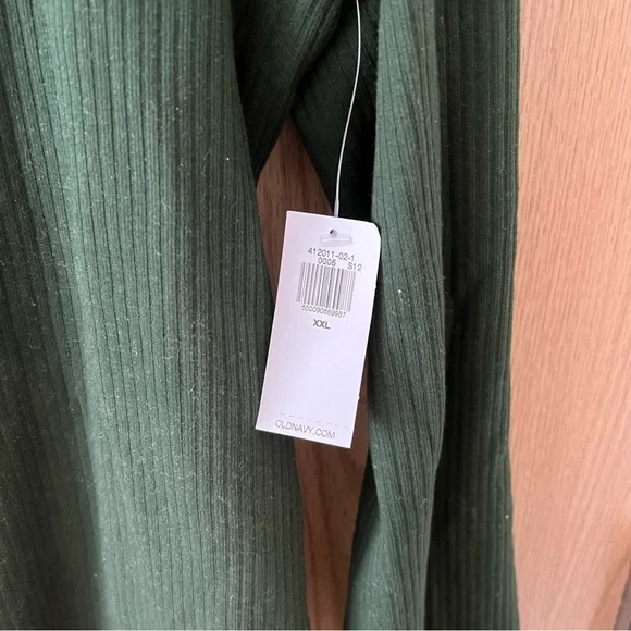 Old Navy Long-Sleeve Square-Neck Rib-Knit Bodysuit for Women - Picture 5 of 8